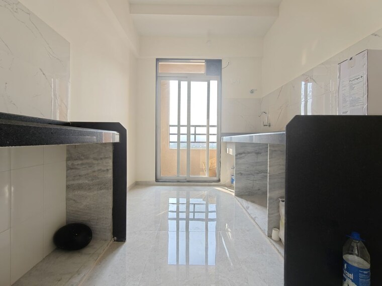 Room, mahavir-kalpavruksha 2 Bedroom 750 Sq.Ft. Apartment In Ghodbunder Road Thane 10460015