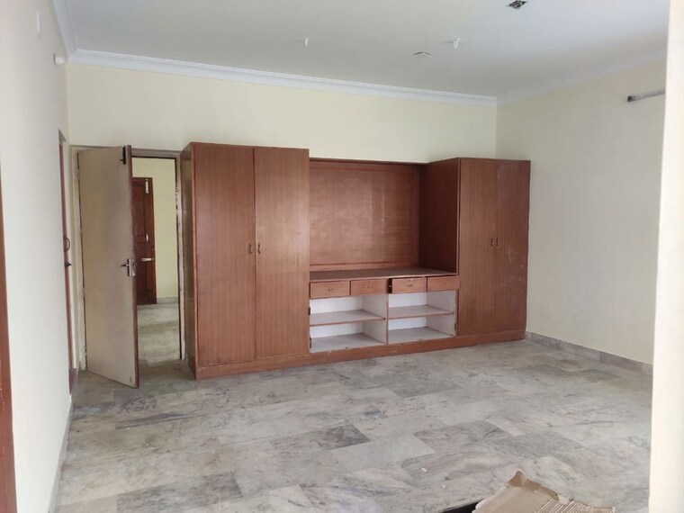 Room, sivananda colony Commercial Office Space 1700 Sq.Ft. In Sivananda Colony Coimbatore 10462388