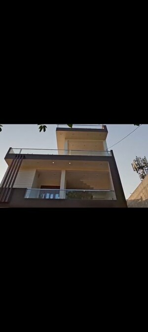 Furnished Amenities in 3 BHK Independent House at Gomti Nagar – for Rent