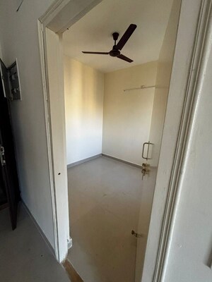 Bathroom in 2.5 BHK Apartment at Alaknanda Enclave Apartments, Roberts Lines – for Rent