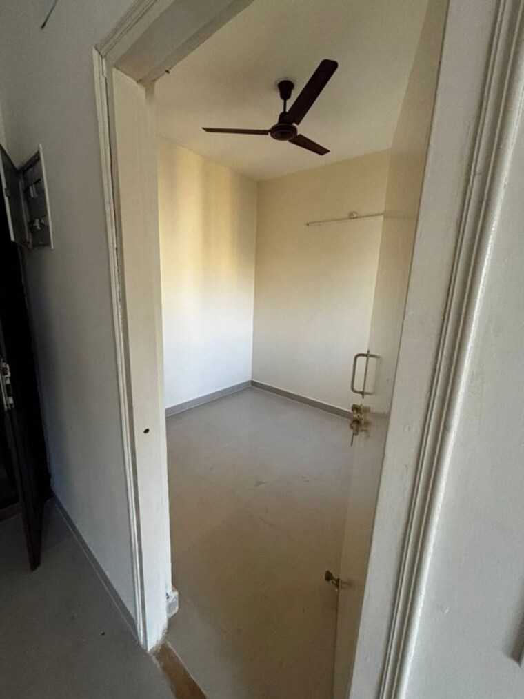 Bathroom, alaknanda-enclave-apartments 2.5 Bedroom 1348 Sq.Ft. Apartment In Roberts Lines Lucknow 10462442