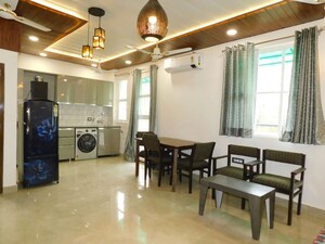Team Area in 4 BHK Builder Floor at Shanti Niketan – for Rent