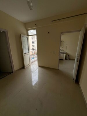 Room in 2 BHK Apartment at Maya Garden City, Lohgarh – for Rent