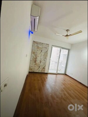 Room in 2 BHK Apartment at Urban Axis Urban Woods, Sushant Golf City – for Rent