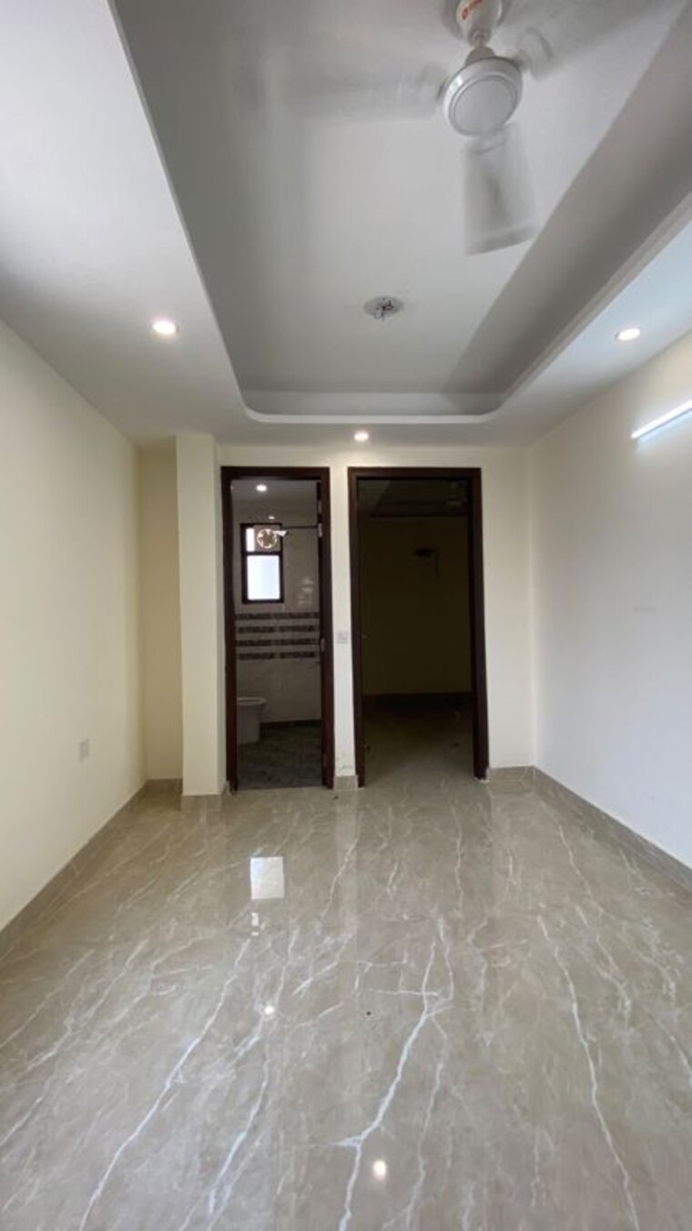 Room, sainik farm 2 Bedroom 1650 Sq.Ft. Apartment In Sainik Farm Delhi 10462463