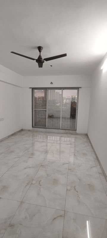 2 BHK + Extra Room 600 Sq.Ft. Apartment in Kalpataru Immensa D