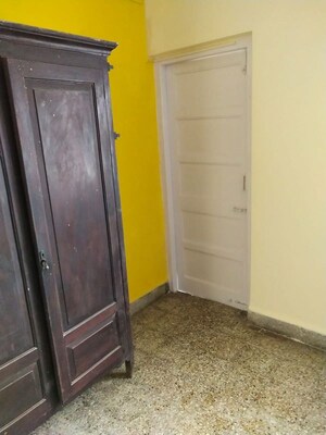 Bathroom in 1 RK Apartment at Bandra West – for Rent