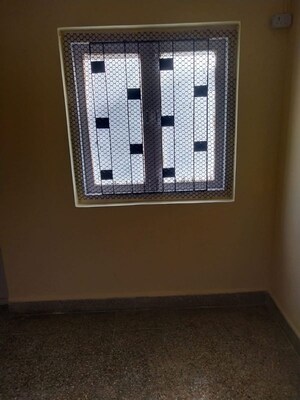 Room in 1 RK Apartment at Bandra West – for Rent