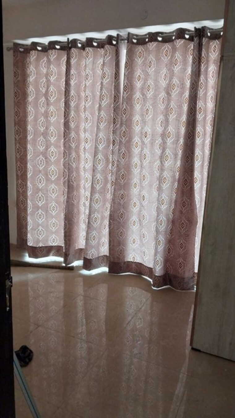 Bathroom, signature-global-park-4-and-5 2.5 Bedroom 1081 Sq.Ft. Builder Floor In Sohna Sector 36 Gurgaon 10462519