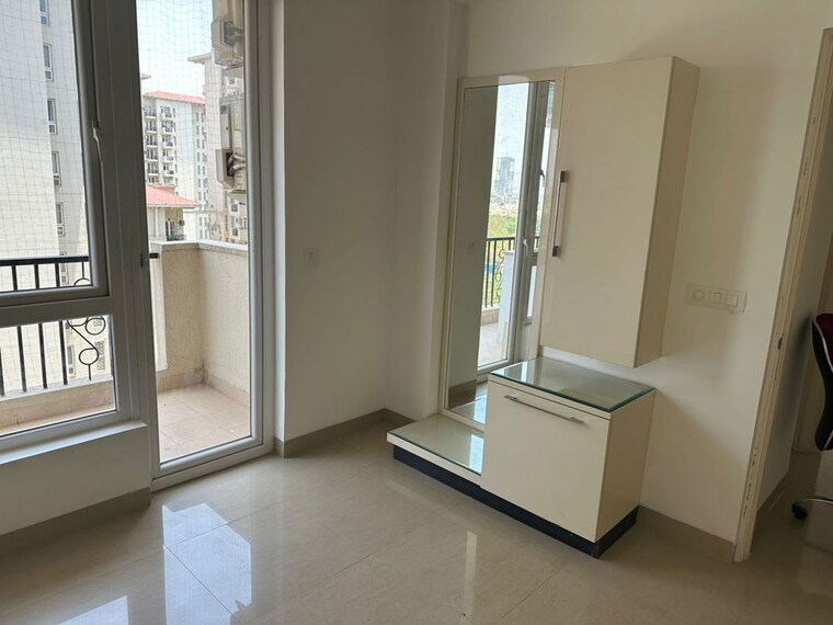 Room, smart-world-the-edition 3.5 Bedroom 2945 Sq.Ft. Apartment In Sector 66 Gurgaon 10462585