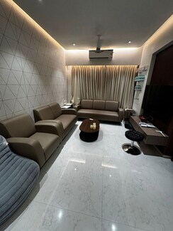 2 BHK + Pooja Room Apartment For Rent in Khar West