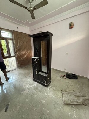 Living Room in 3 BHK Apartment at Sector 10 Dwarka – for Rent