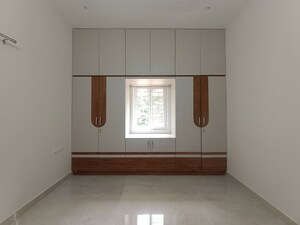 Room in 3 BHK Builder Floor at Harlur – for Rent