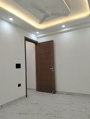 Room in 3 BHK Builder Floor at Khirki Extension – for Sale