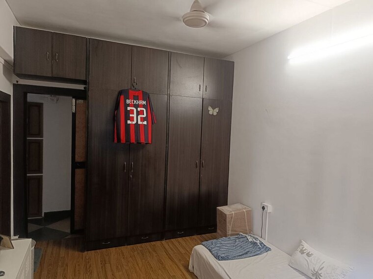 Bedroom, bandra west 2 Bedroom 700 Sq.Ft. Apartment In Bandra West Mumbai 10462630