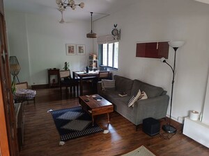 Living Room in 2 BHK Apartment at Bandra West – for Rent