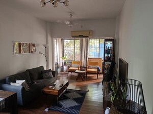Living Room in 2 BHK Apartment at Bandra West – for Rent