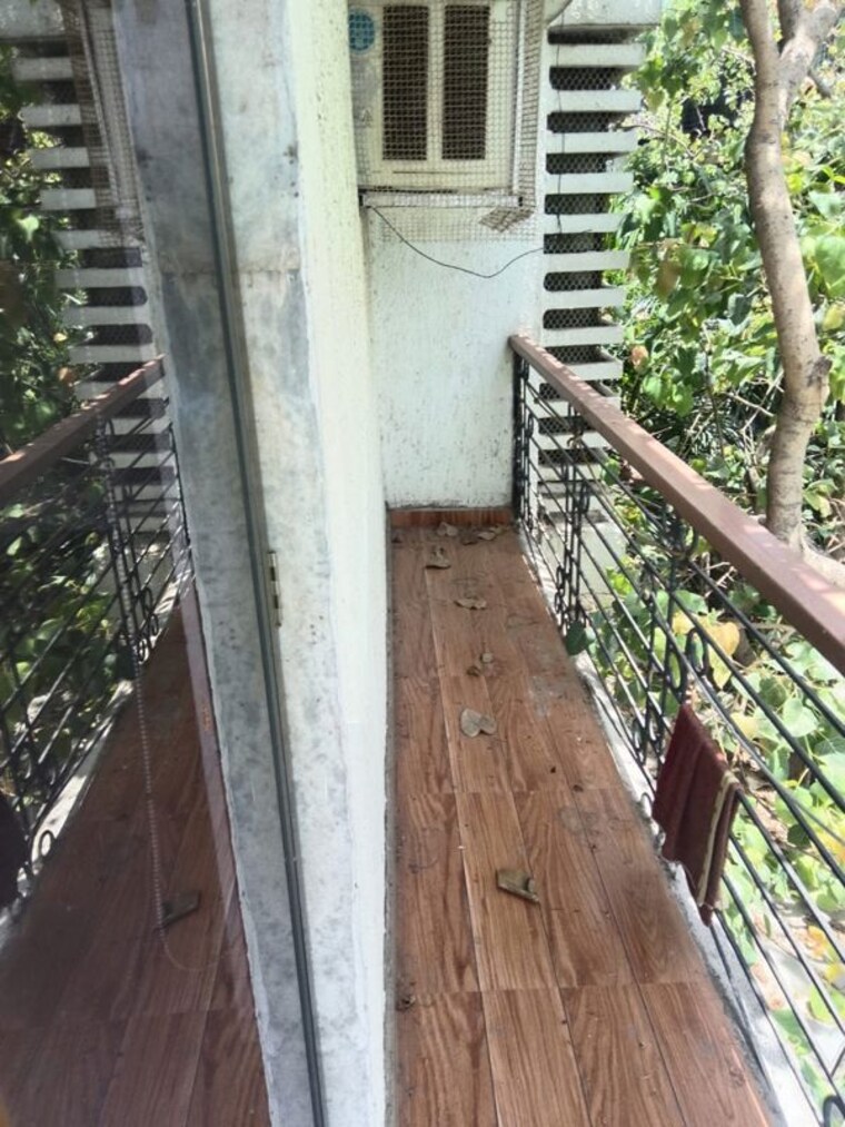 Balcony, navin nagar 2 Bedroom 700 Sq.Ft. Apartment In Navin Nagar Mumbai 10462658