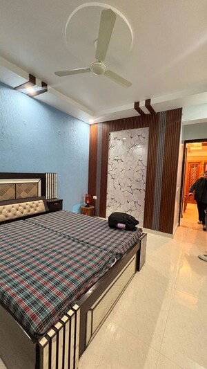 Bedroom in 6 BHK Apartment at MI Rustle Court, Gomti Nagar – for Rent