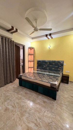 Bedroom in 6 BHK Apartment at MI Rustle Court, Gomti Nagar – for Rent