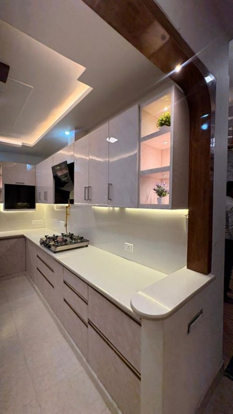 Kitchen, mi-rustle-court 6 Bedroom 4250 Sq.Ft. Apartment In Gomti Nagar Lucknow 10462675