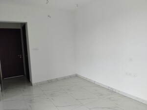 Room in 2 BHK Apartment at Raymond Ten X Habitat, Pokhran Road No Two – for Rent
