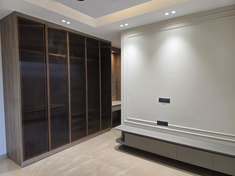 Room, dlf-alameda-independent-floors 4 Bedroom 360 Sq.Yd. Builder Floor In Sector 73 Gurgaon 10462674