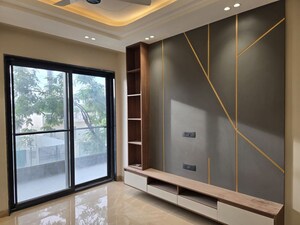 Kitchen in 4 BHK Builder Floor at DLF Alameda Independent Floors, Sector 73 – for Sale