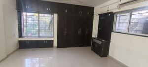 Room in 3 BHK Apartment at Aundh Gaon – for Rent