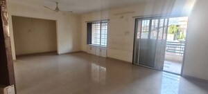 Room in 3 BHK Apartment at Aundh Gaon – for Rent