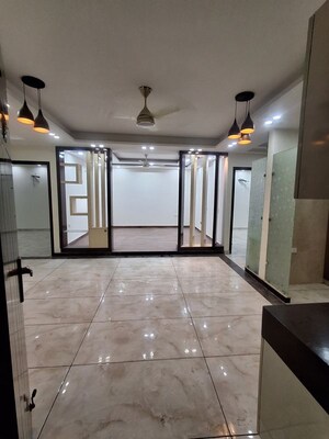 Kitchen in 3 BHK Builder Floor at Sector 46 – for Rent