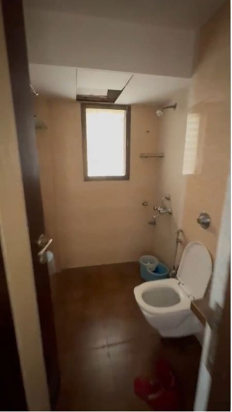 Bathroom, swami-tower 3 Bedroom 1560 Sq.Ft. Apartment In Chembur Mumbai 10462725