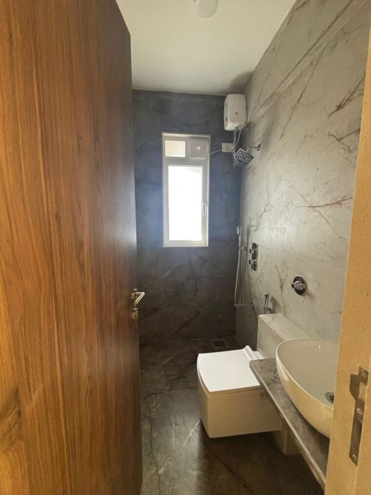Bathroom, amar-om-vasudev-chs 2 Bedroom 677 Sq.Ft. Apartment In Borivali West Mumbai 10462744