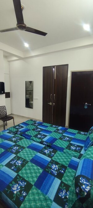 Bedroom in  Pg at Islampur – for Rent