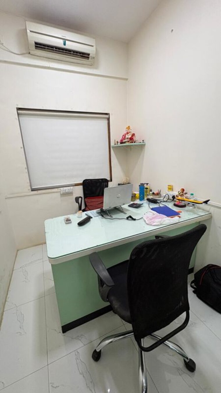 Team Area, crystal-plaza-andheri-west Commercial Office Space 250 Sq.Ft. In Andheri West Mumbai 10459776