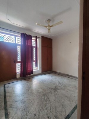 2 BHK Builder Floor For Rent in Green Fields Colony
