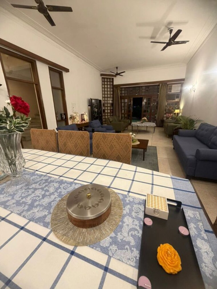 Team Area, dlf-new-town-heights-i 4 Bedroom 2727 Sq.Ft. Builder Floor In Sector 90 Gurgaon 10462781