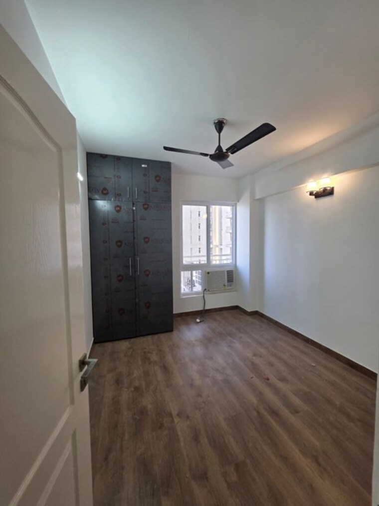Room, silverglades-the-melia 2.5 Bedroom 1425 Sq.Ft. Apartment In Sohna Sector 35 Gurgaon 10462789