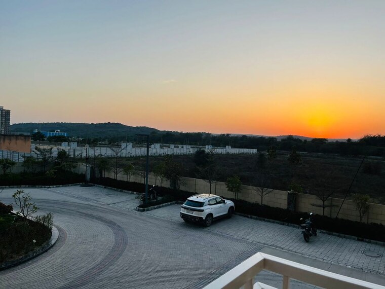  Parking, silverglades-the-melia 2.5 Bedroom 1425 Sq.Ft. Apartment In Sohna Sector 35 Gurgaon 10462789