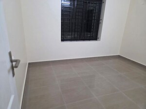 Room in 2 BHK Apartment at Punkunnam – for Sale