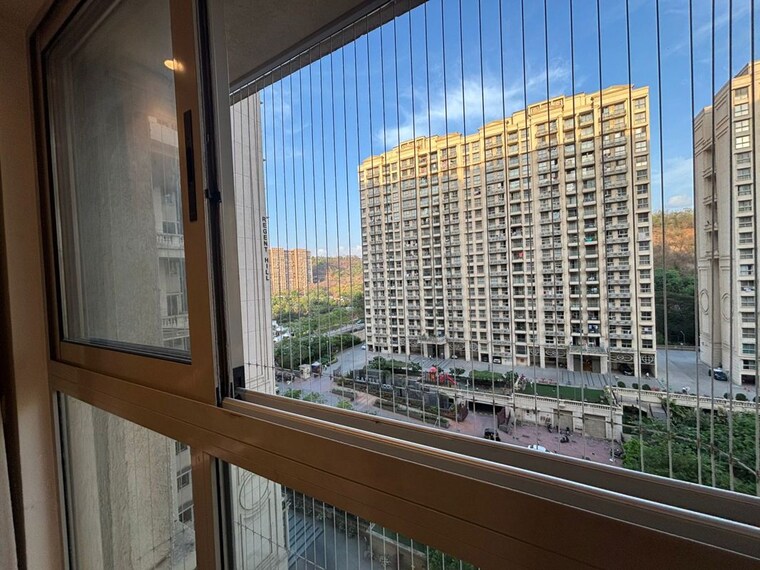 Balcony, hiranandani-regent-hill 1 Bedroom 379 Sq.Ft. Apartment In Powai Mumbai 10462785
