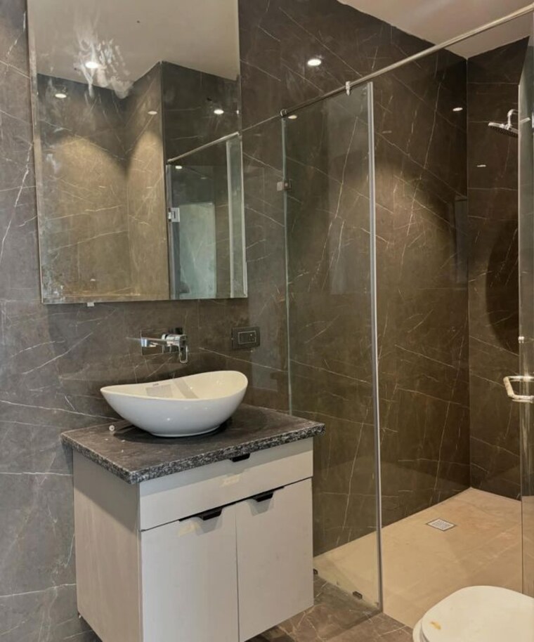 Bathroom, landmark-the-residency 3 Bedroom 1710 Sq.Ft. Apartment In Sector 103 Gurgaon 10462825