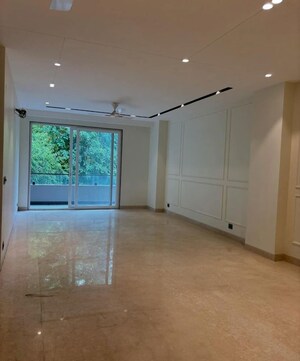 Room in 3 BHK Apartment at Landmark The Residency, Sector 103 – for Sale