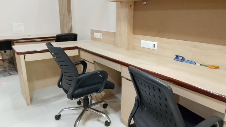 Team Area, crystal-plaza-andheri-west Commercial Office Space 240 Sq.Ft. In Andheri West Mumbai 10438354