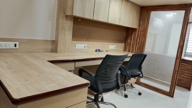 Team Area, crystal-plaza-andheri-west Commercial Office Space 240 Sq.Ft. In Andheri West Mumbai 10438354
