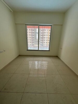 Room in 2 BHK Apartment at Kolte Patil Life Republic, Hinjewadi – for Rent