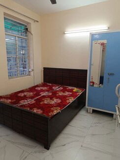 2.5 BHK + Pooja Room Builder Floor For Rent in Paradise Homes Noida