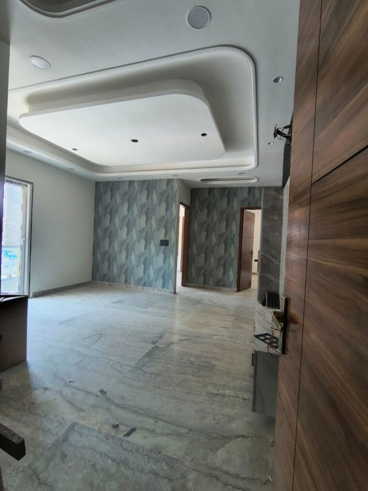 Room, rohini sector 25 4 Bedroom 1400 Sq.Ft. Builder Floor In Rohini Sector 25 Delhi 10462895