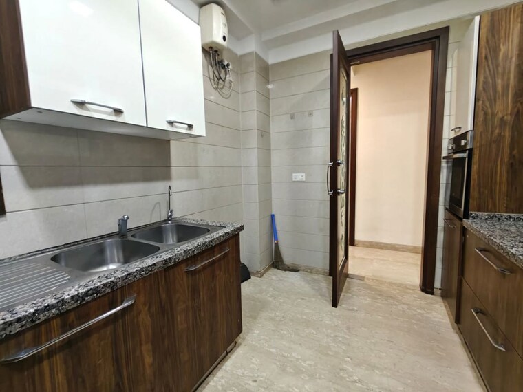 Kitchen, green park extension 4 Bedroom 300 Sq.Yd. Builder Floor In Green Park Extension Delhi 10462940