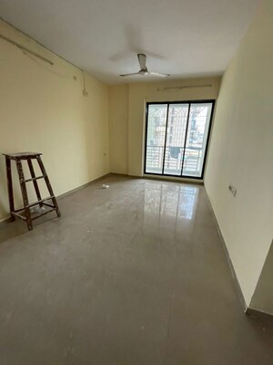 Room in 2 BHK Apartment at Kharghar – for Rent